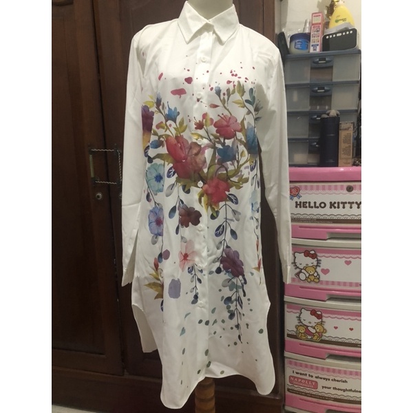 tunik putih motif bunga