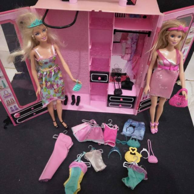 Lemari barbie