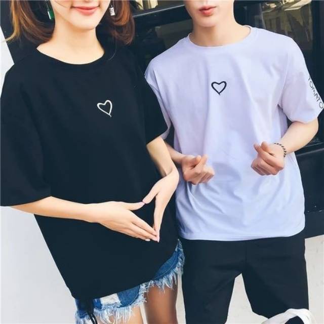 IvannaCollection Baju Kaos Couple Pasangan Pria Wanita Atasan Kaos Santai Love Tengah