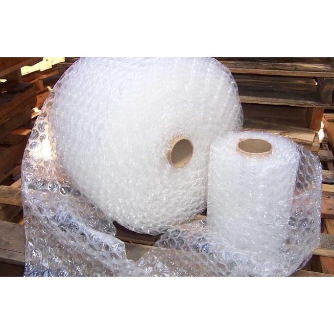 

Packing Extra Bubble Wrap untuk menghindari paket / dus rusak