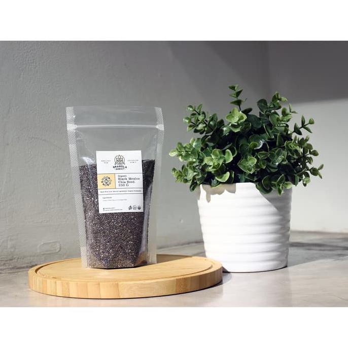 

MURAH PROMO Black Chia Seed Mexico Organic / Organik 250G - Granola Addict Ingredi