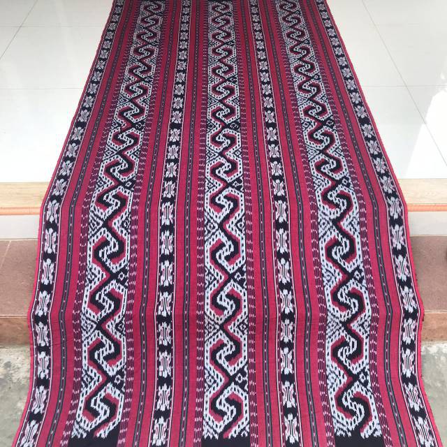 Baru Tenun Blanket Halusan Toraja Maroon Kode AB05