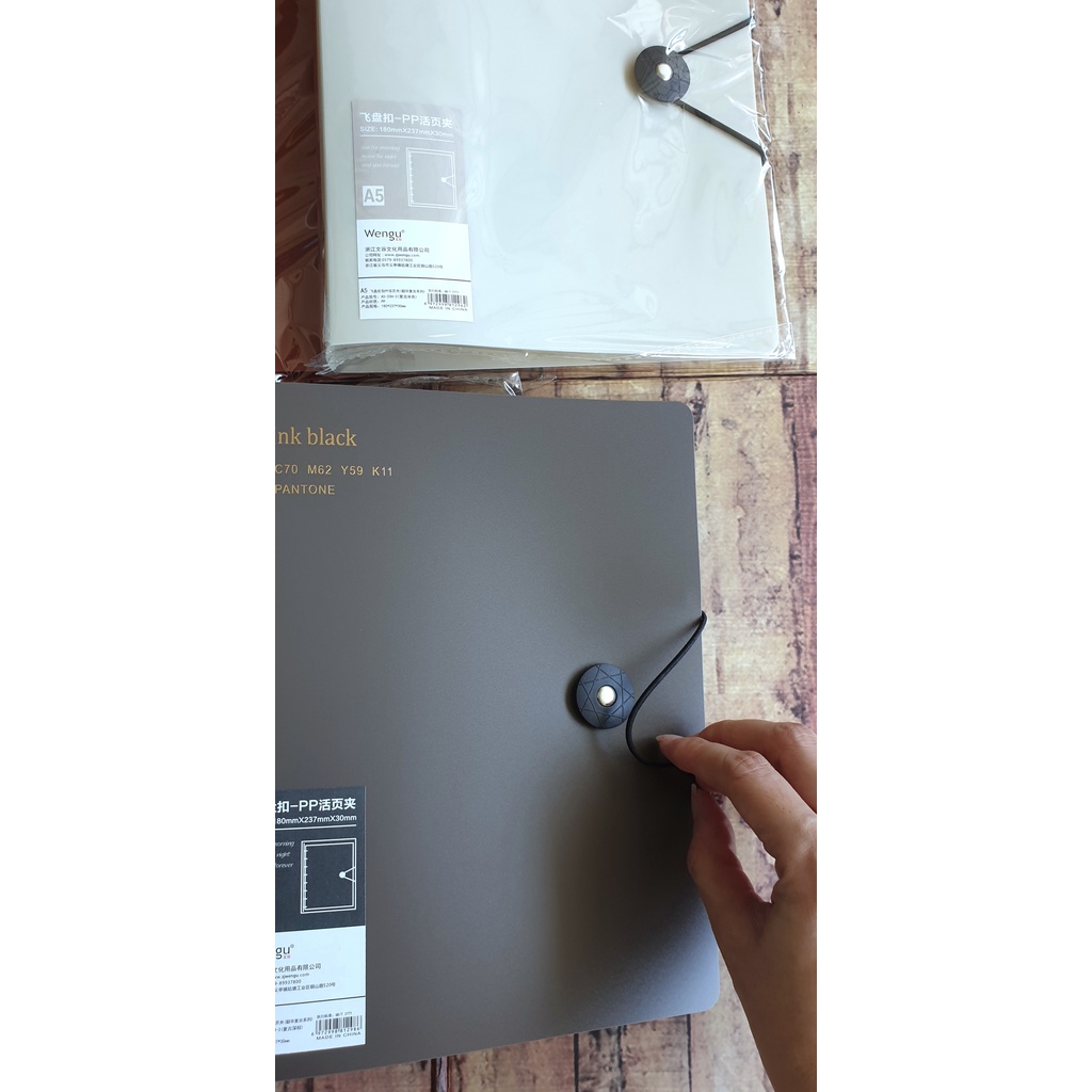 Map Binder Wengu A5 B5 Muji Style Tali Karet Samping  - Binder Note 20 26 Ring Besi A5 B5 20H3