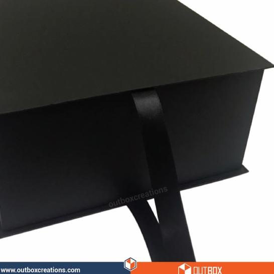 

ス KOTAK KADO HITAM POLOS Recomend