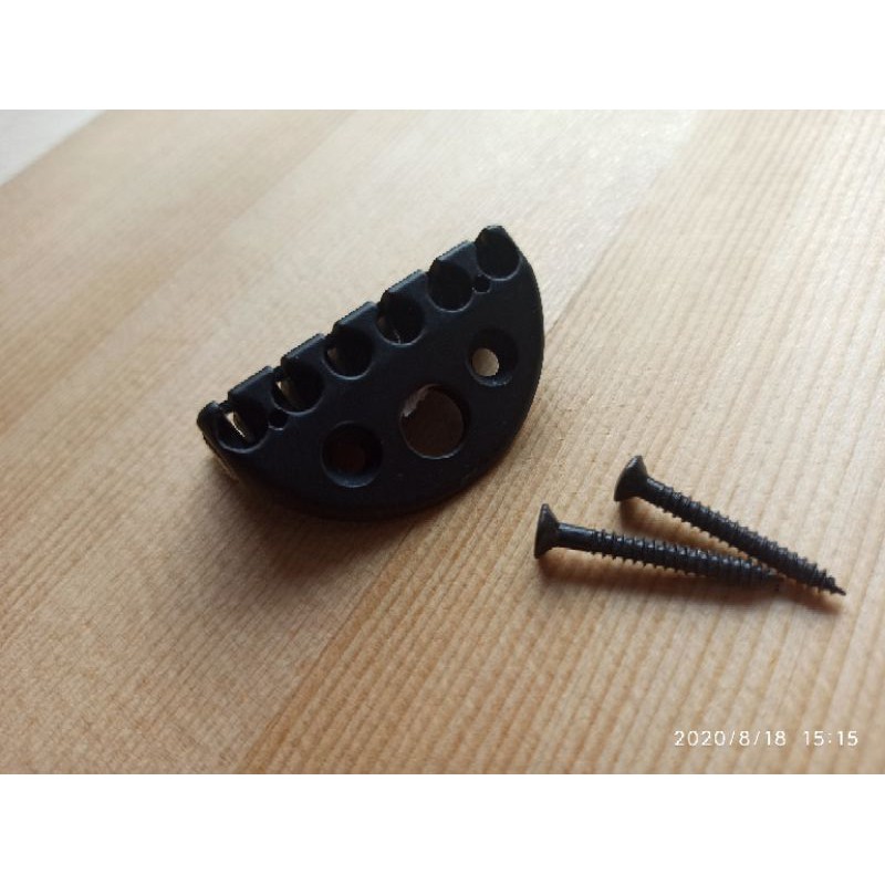 Locking nut tremolo headlles/gitar buntung