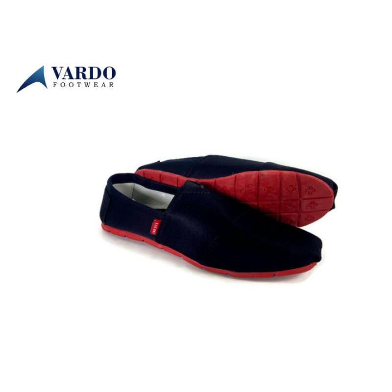 Sepatu pria slip on wakke/sepatu kasual/sepatu slop elastis