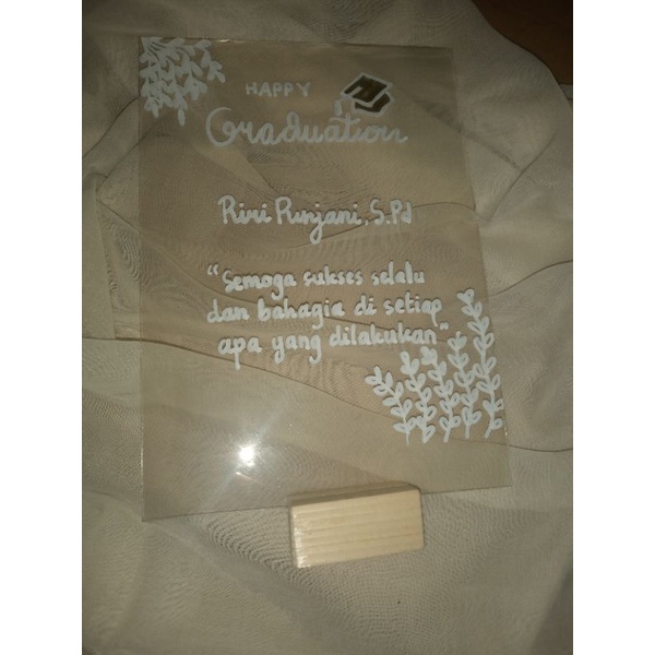 

Akrilik gift custom/wisuda/ultah/anniversary