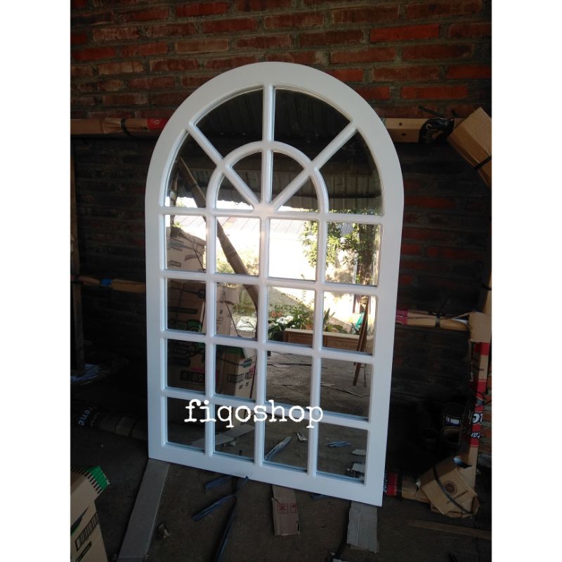 Cermin Kolonial Dekoratif Duco Putih Furniture Jepara
