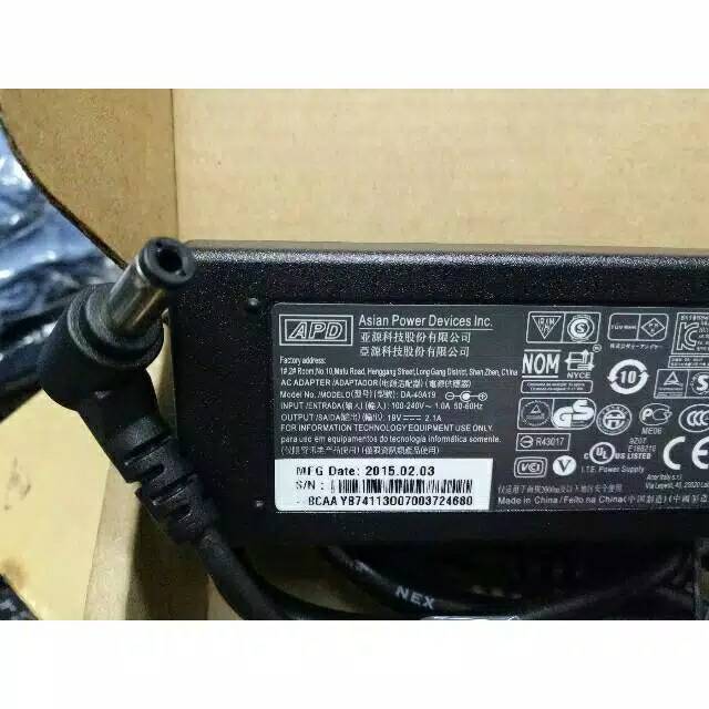 Adaptor Charger Casan Original Laptop Acer One 14 Z1401 Z1402 - 19V 2.1A (5525) Axio Neon TNH