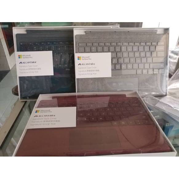 Microsoft Surface Pro 5 2017 Keyboard Signature Alcantara Type Cover