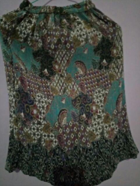 Lilis Stelan Batik Blouse Dan Rok Plisket Pendek M-xxl