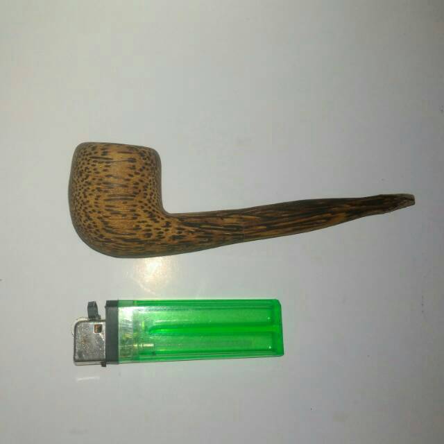 Pipa Cangklong kayu aren kelapa..  Stem di buka
