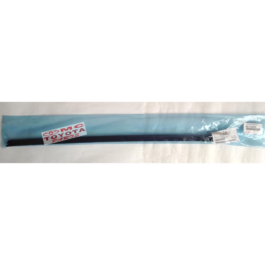 Pelipit Pintu Karet Kaca Dalam Depan Kiri Rush Terios 68172-BZ060