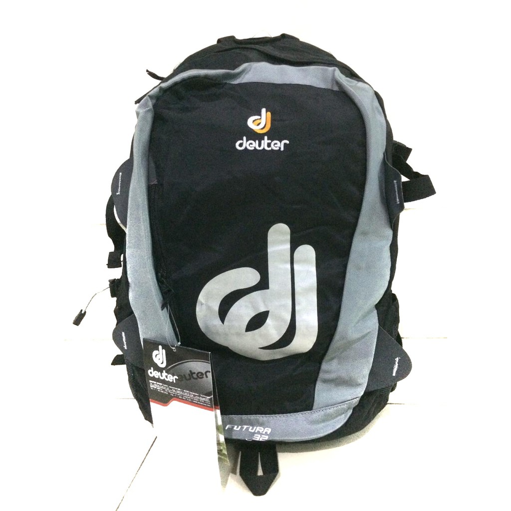 TAS PUNGGUNG RANSEL SEKOLAH DEUTER - HITAM