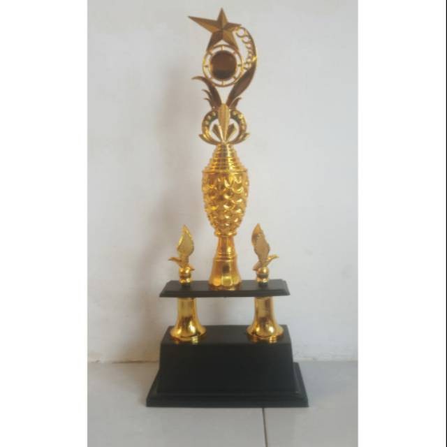 Piala kaki 2 sisik