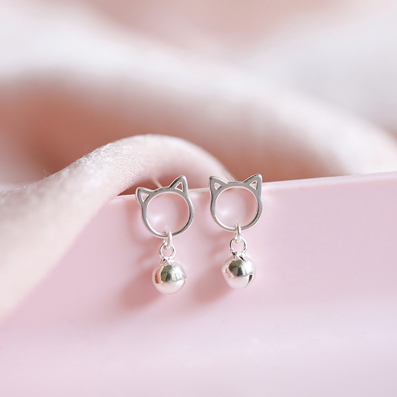 Anting Stud Desain Hewan Kucing Warna Silver Untuk Wanita