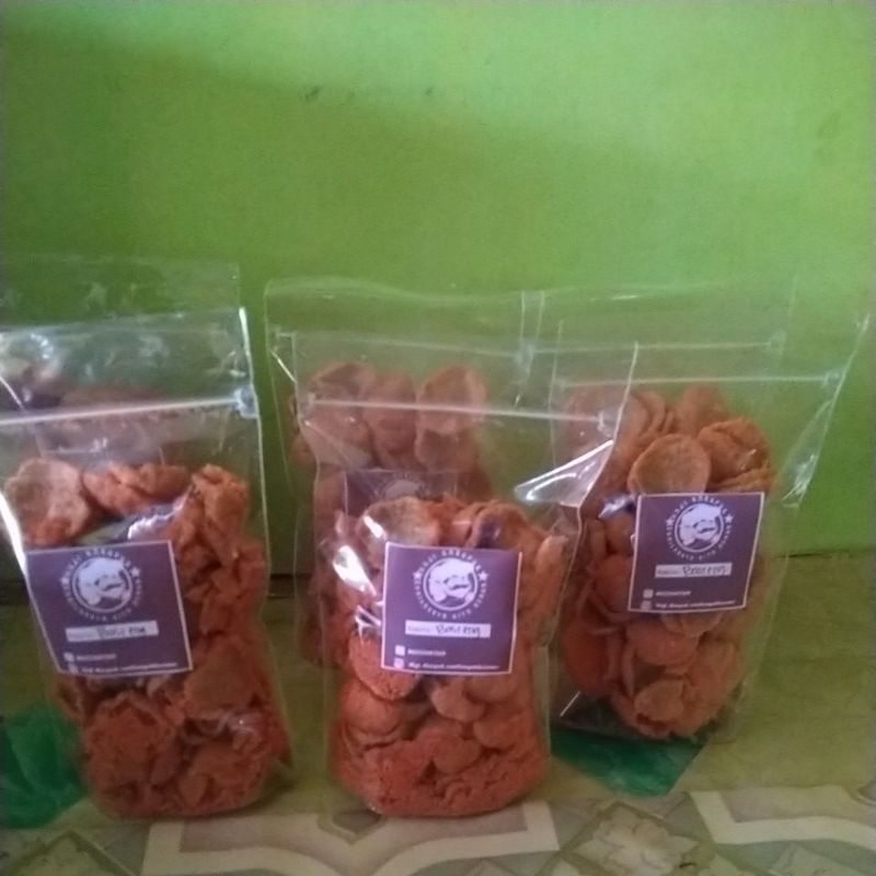 

kerupuk Basreng pedas