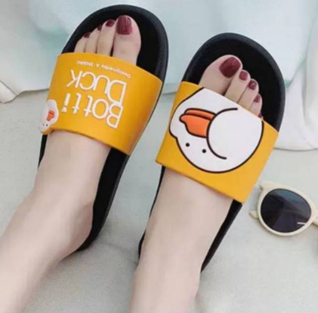 Sandal karakter cartoon timbul botti duck