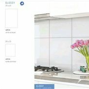 Keramik 25x40 Mulia Glossy White Putih Polos Grade A