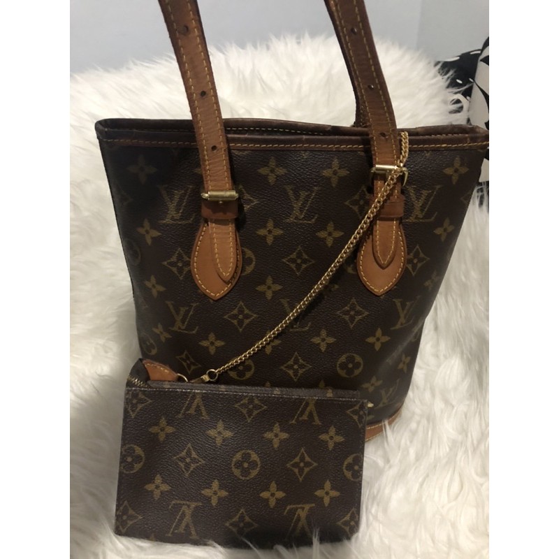 lv bucket with pouch preloved