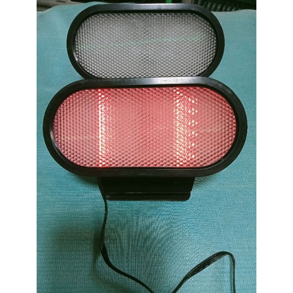 LAMPU STOP BELAKANG/STOPLAMP JALAN UNIVERSAL MOBIL/MOTOR 12 VOLT