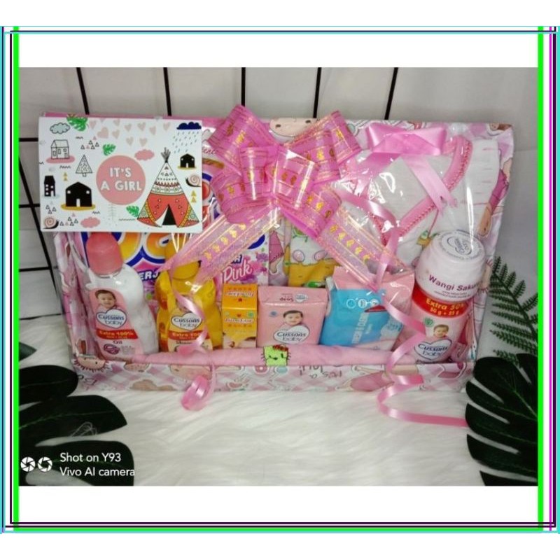 KADO BAYI BARU LAHIR PAKET LAHIRAN PERLENGKAPAN BAYI DENGAN 1 SET BAJU
