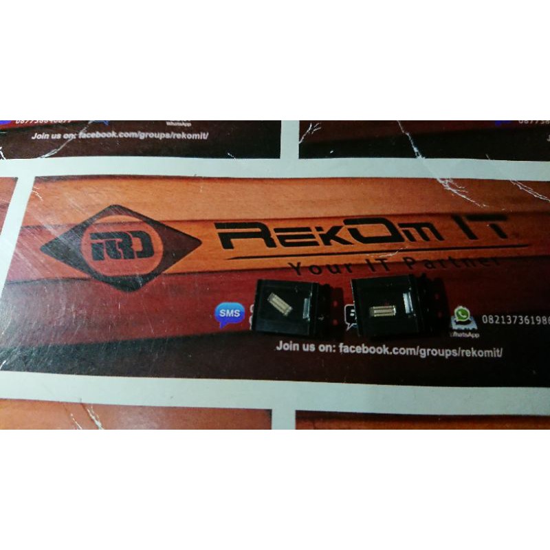 soket socket konektor connector charger cas sony xperia XZ Premium