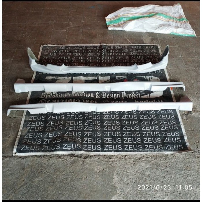 Bodykit AGYA TRD 1.2 Belakang Dan Side Skirt