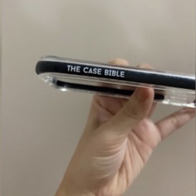 PRELOVED CASE IPHONE 11 (MASIH BARU) The Case Bible iphone 11 / bumper case / anti shock case / anti