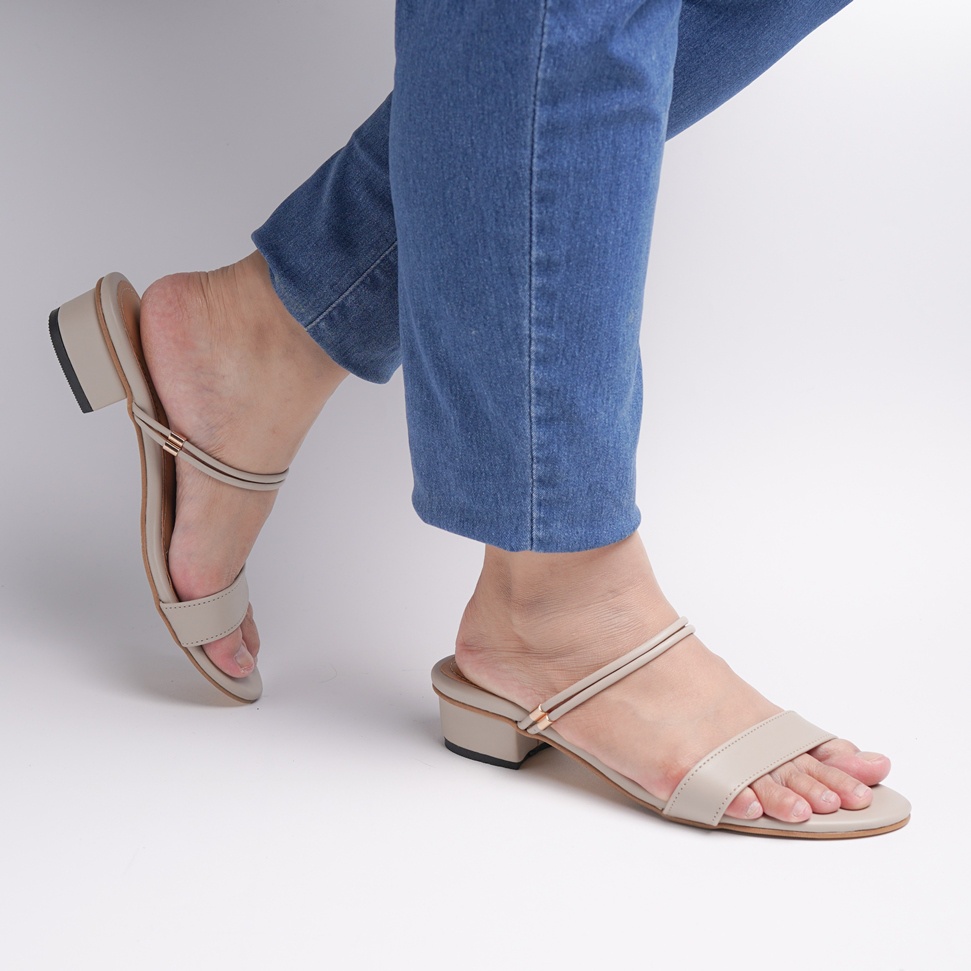 Leena Heels - Sandal Wanita Ukuran Besar 41 42 43 44 45 Big Size Jumbo Hak Tahu 3 cm