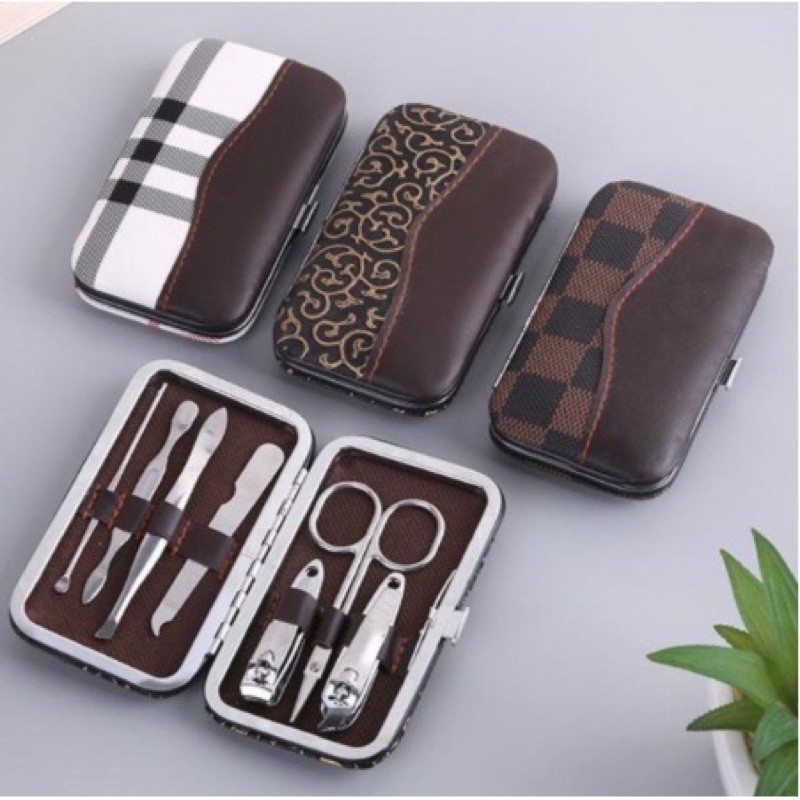 Manicure Pemotong Kuku Set 7 in 1 / Alat Potong Kuku Set 7 in 1 / Alat Gunting Kuku Dompet Souvenir