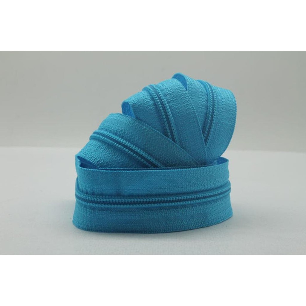 

Dijual Zipper Nylon / Resleting no. 5 Gerigi Plastik Biru Turkish Limited