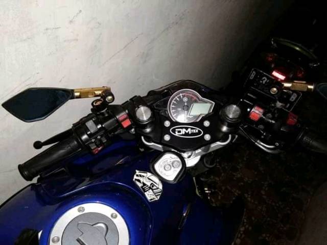 Stang jepit plus dudukan VIXION R 2020 NEW & vixion new&  OLDs