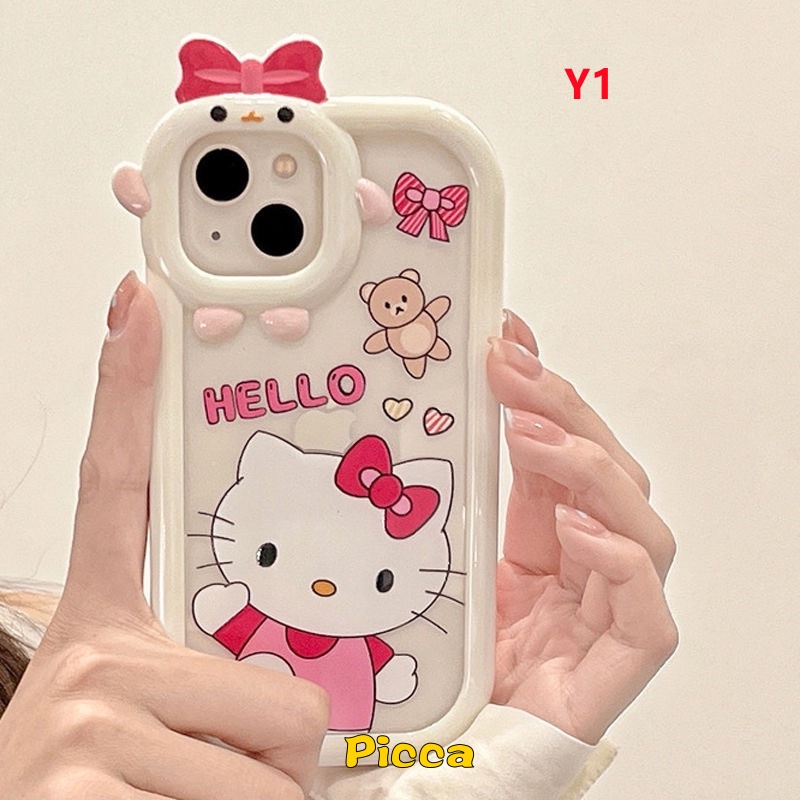 IPHONE Kartun Lucu Hello Kitty Doraemon Pasangan Case Kompatibel Untuk Iphone6 6S 14 7 8 Plus 11 13 12 14 Pro MAX XR X XS MAX Se2020 3D Bow-knot Monster Kecil Lensa Shockproof Soft Cover