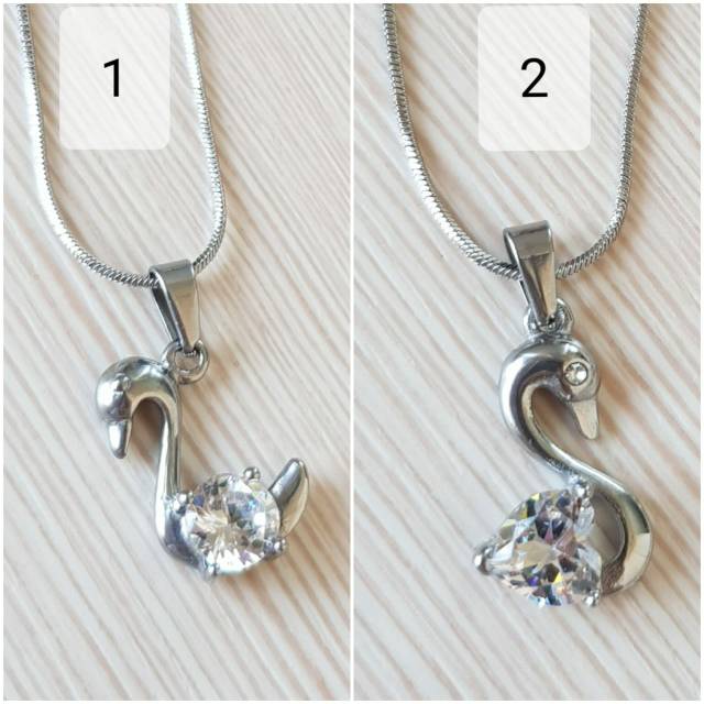 Kalung Titanium Silver Motif Angsa Import Antikarat