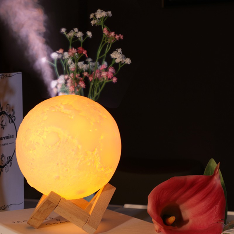 Humidifier Lampu Tidur Bentuk Bulan 3D Moon Night Light Ultrasonic 880ml