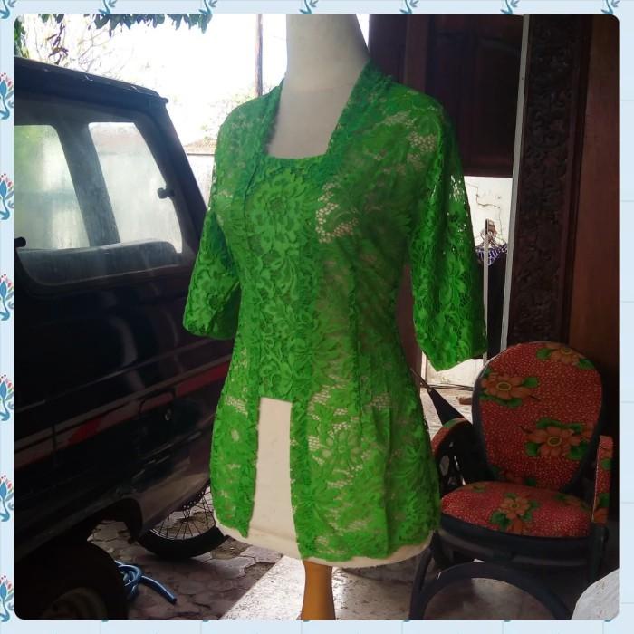 Kebaya Jadi Strait -- Warna Hijau Daun 023