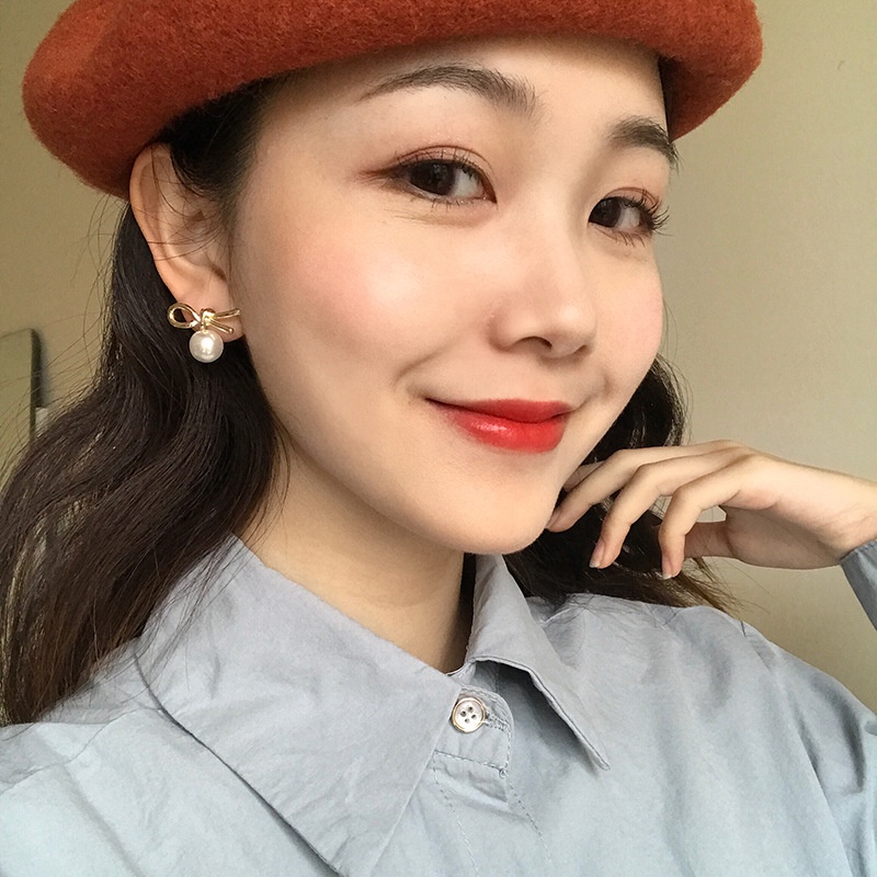 Anting Stud Bahan Logam Perak Gaya Korea Untuk Wanita