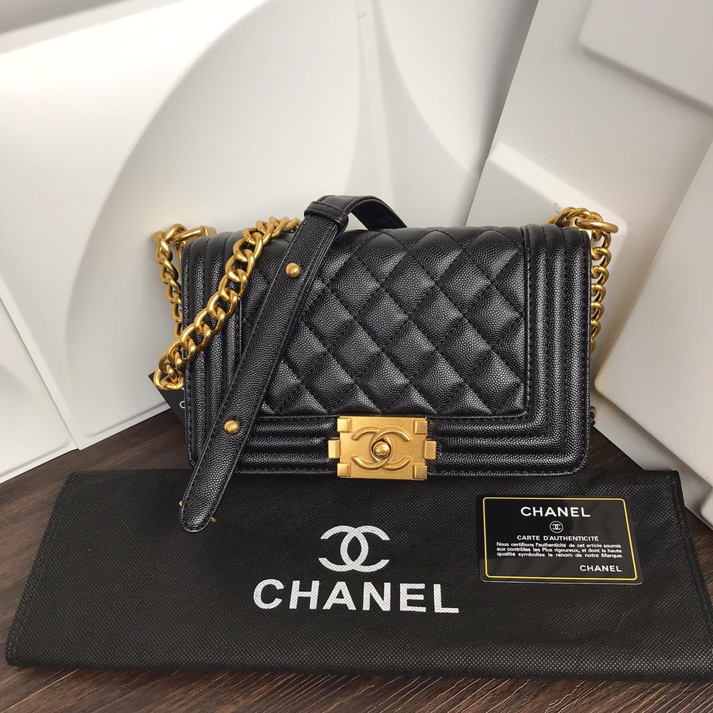 CHANEL BOY CLASSIC CAVIAR GHW SEMIPREMIUM