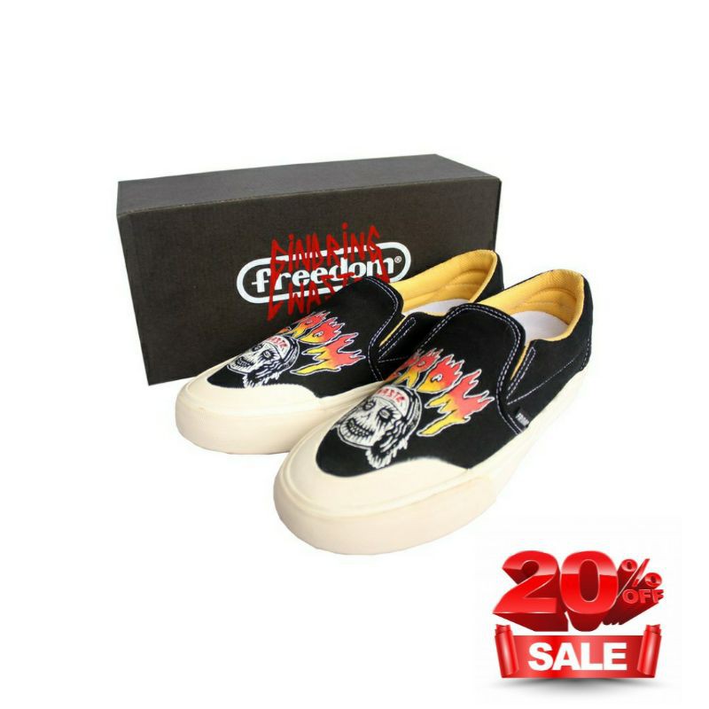 Slip On Black (Freedom X Gindring Waste)