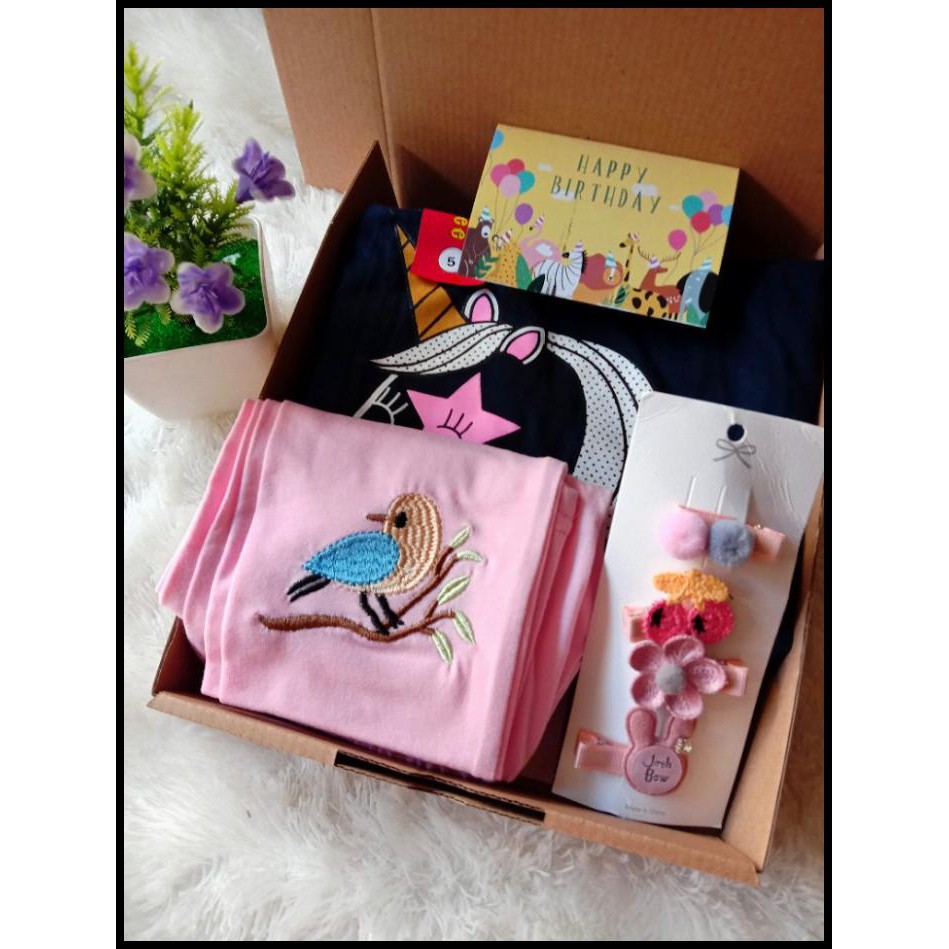 

Hampers Kado Ulang Tahun Anak Perempuan 3-5 Tahun Birthday Gift Box - 3Tahun