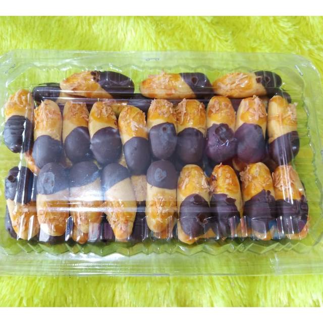 

Kastengel coklat keju 500gr kue kering coklat keju camilan jajan lebaran home made