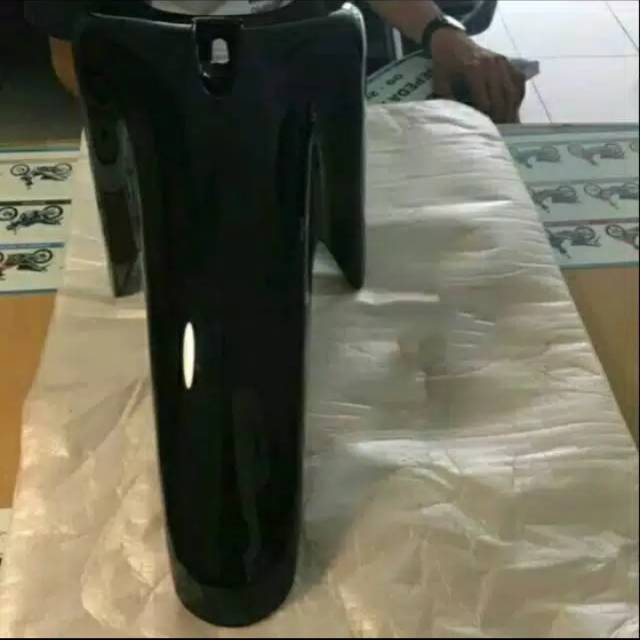 Spakbor depan A shogun 125 R atau sp lama hitam