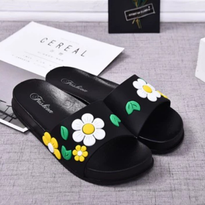 Sandal slip PVC wanita flower jelly