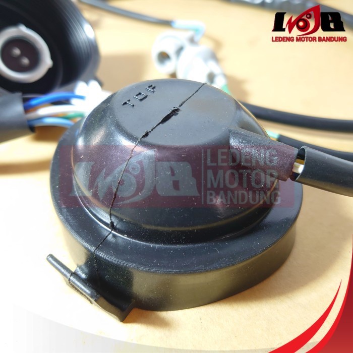 Win Soket Fitting Kabel Cob Vario Techno 125Lampu Depan Kualitas Bagus
