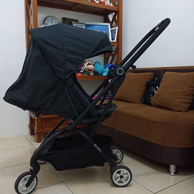 Cybex eezy s twist preloved