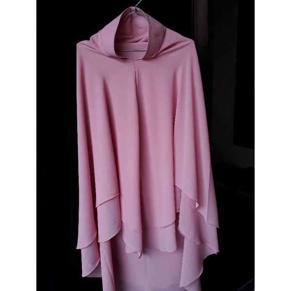 PROMO Kerudung Syari Adem Jatuh Jahit Rapi PINK SALEM (100 X 125 cm) - UBABA Boutique