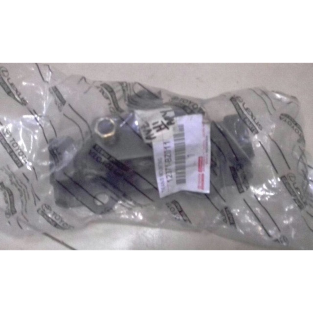 Engine mounting belakang Avanza veloz