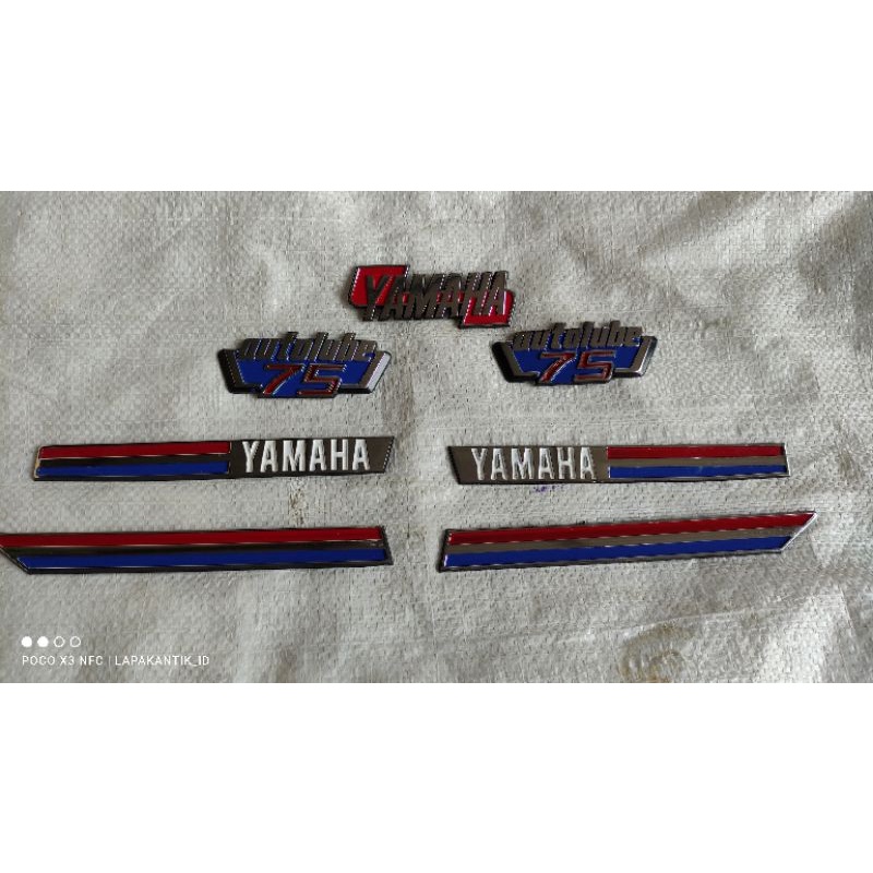 emblem bodi yamaha v75 logo lis body yamaha  v75 set