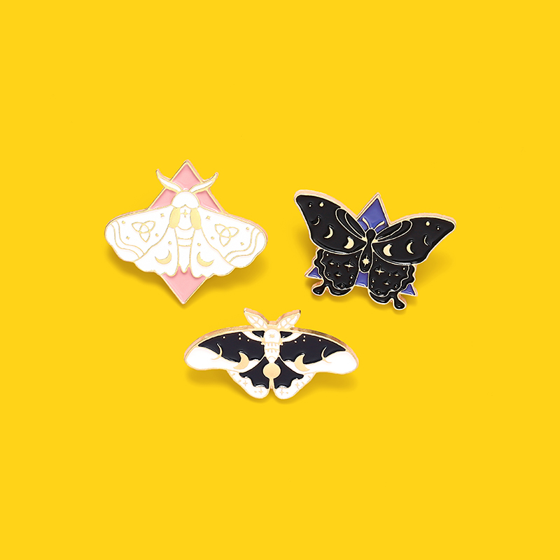 Bros Pin Enamel Desain Kupu-Kupu Gaya Gothic Untuk Anak